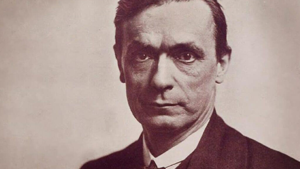 Buste de Rudolf Steiner.